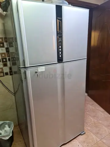Hitachi 850L Silver largest size refrigerator, good working condition