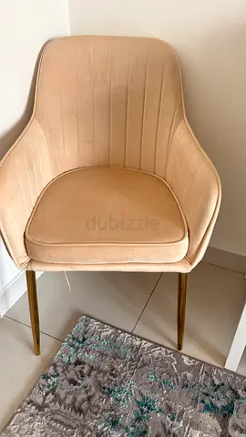 Luxury Beige Velvet Accent Chair with Gold Legs – Like New