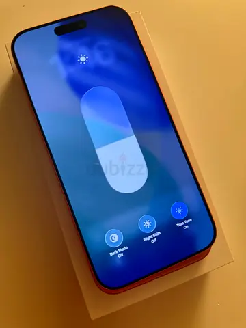 Iphone 17 pro max 256 gb (under warranty)