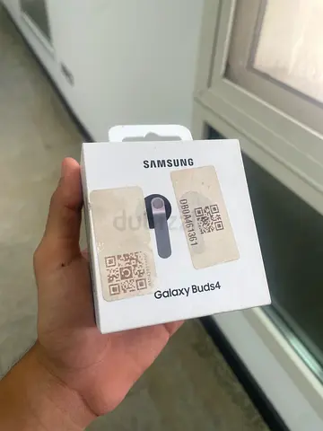 Samsung Galaxy Buds4 - Brand New