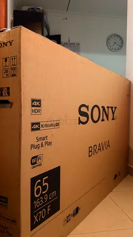 Sony Bravia 65" 4K HDR (in original box) - KD-65X7000F