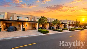 SINGLE ROW | SPACIOUS | LANDSCAPED