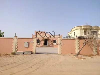 للبيع فيلا في منطقة النوف 3 – الشارقة