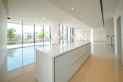 Elegant 5BR Branded Villa | Address Hillcrest