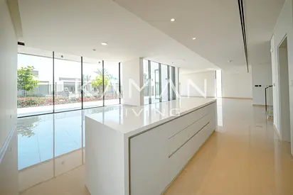 Elegant 5BR Branded Villa | Address Hillcrest
