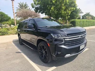 2022 Chevrolet Suburban LT (Canadian Specs)