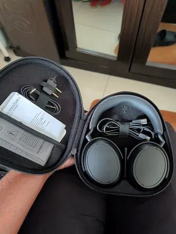 Sennheiser Momentum 4 wireless headphones with hard case and accessories (Excellent condition)
