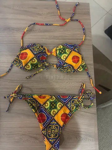 Colorful patterned two-piece women’s bikini - size XS , good condition