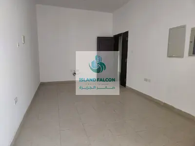 Spacious Apartment|Great Location| Well Maintained