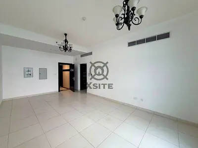 Homely 2 BR | Vacant | Prime Location