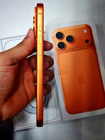 iPhone 17 ProMax 512 - Under Warranty