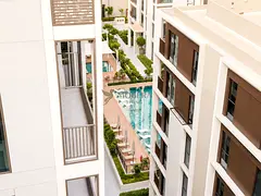 BRIGHT & SPACIOUS 2BR | WATERFRONT LIFESTYLE