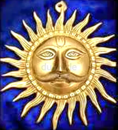 Beautiful brand new Sun Face Wall Hanging - Decorative Collectible