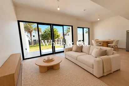 Vacant Now | Duplex | Direct Pool Access