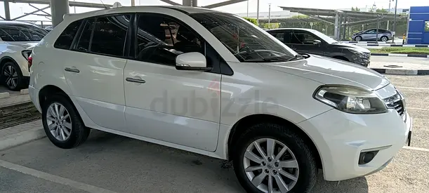 2015 Renault Koleos GCC Specs | Other Trim | Well Maintained