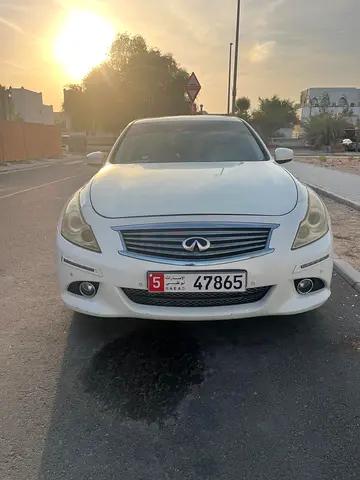 2012 Infiniti G25 Luxury GCC Specs