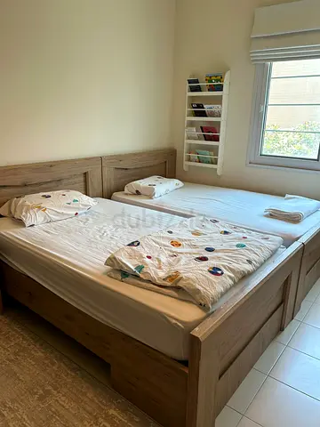 2 Home Center Medley Single Modular Bed Base
120X200 cm
Bought each frame Dhs 600
Headboard Dhs 299