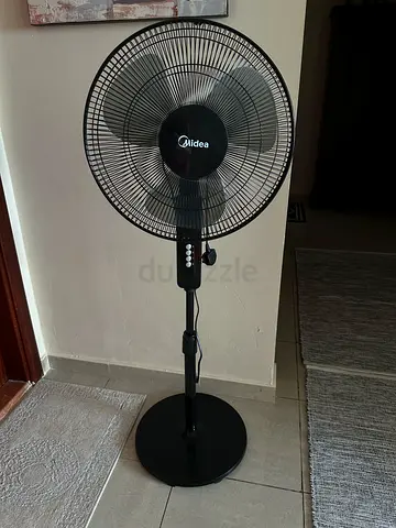 Midea Standing Fan – Excellent Condition
