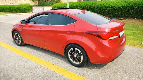 صورة 10 لـ 2015 Hyundai ELANTRA