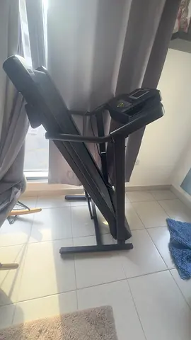 Foldable electric treadmill - compact, good condition