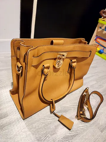 Micheal Kors Leather Bag