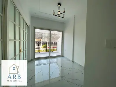 Brand New Luxury Apartment | Boulevard View | European Finishes