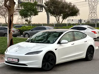 TESLA MODEL 3 LONG RANGE 2024 GCC UNDER WARRANTY NO ACCIDENTS NO PAINT
