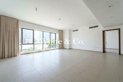 Unfurnished | Low Floor | Vacant November