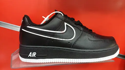 Black Nike Air-style Sneakers - Men's Casual Shoes, Size Unknown