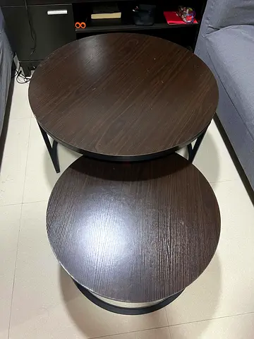 Set of 2 Round Nesting Coffee Tables - Dark Wood Finish