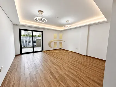 Massive 2Bhk|Unfurnished|Prime Location|Great Deal