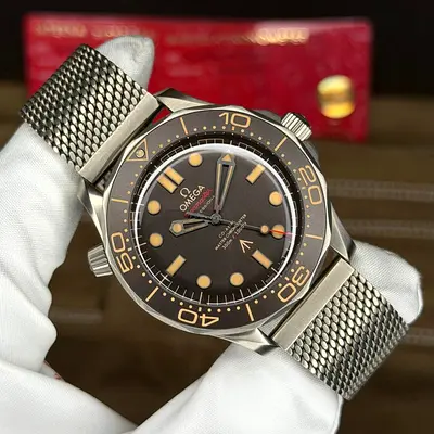 Omega Seamaster Diver 300 M James Bond 1/1
