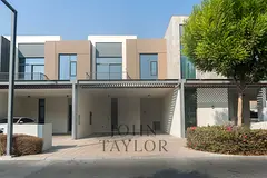 Contemporary 3-bed townhouse in Joy at Arabian Ranches 3