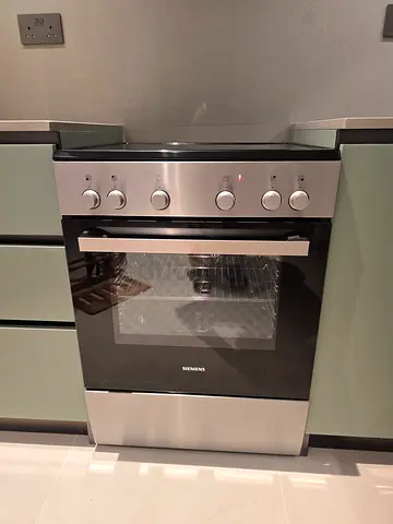 Siemens Electric Ceramic Cooker 60x60cm