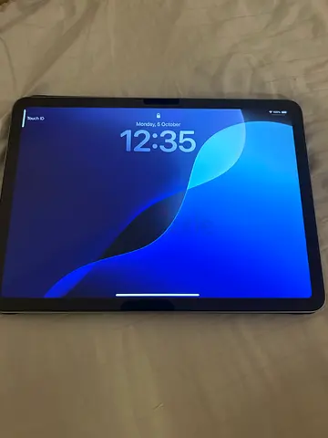 iPad Air M2 2024 11 inch - amazing condition, ready to use