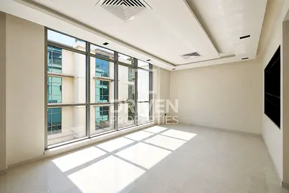 Full Upgraded | Vacant Soon | Community View