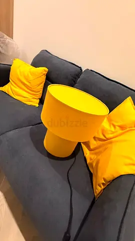 Yellow Table Lamp in Good Condition
