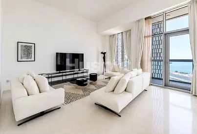 Penthouse | Full Marina and Sea View | Vacant