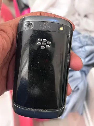BlackBerry Curve 3g 9300- for collection keeper’s