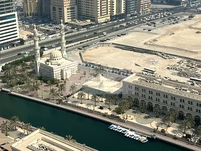 غرفة وصالة بالقصباء، الشارقة | ثاني ساكن وبلكونتان بإطلالات مفتوحة | غرفة ماستر وحمامان | جيم ومسبح وتكييف وصيانة مجاناً | 48 ألف على 4 دفعات