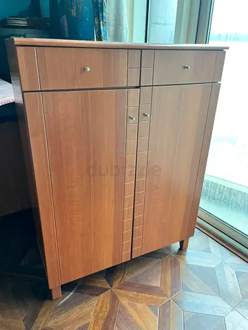 Wooden shoe cabinet / entryway cupboard - good condition