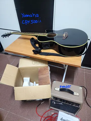 Yamaha elctric acoustic guitar. CPX500ii