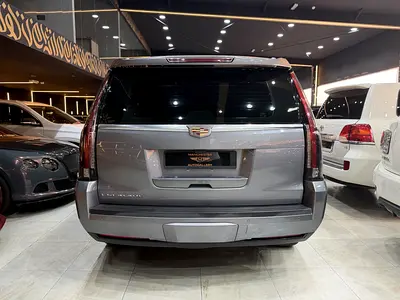2018 Cadillac ESCALADE — фото 8