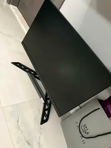 Lenovo legion 24e monitor (check description)