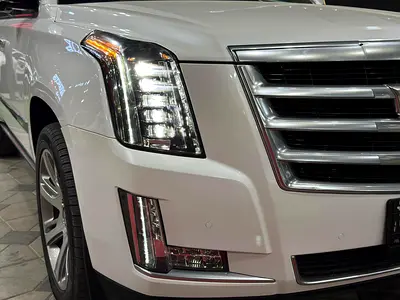 2016 Cadillac ESCALADE — фото 4