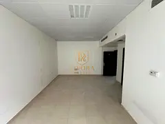 OFFICE | KITCHEN & TOILET | HIGH CONNECTIVITY