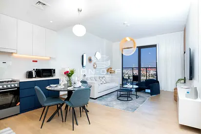 Priced to sell with full sea view and vacant apartment | fully furnished