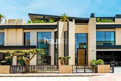 Ultra Contemporary Mansion | Near Tip | Frond J