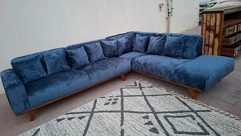 Comfortable Family Sofa

Enjoy comfort and style with this spacious L-shape sofa. Soft back cushions