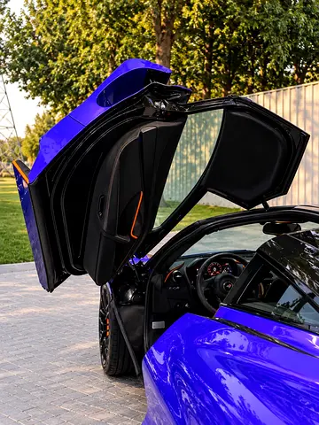 2020 Mclaren 720S — миниатюра 11